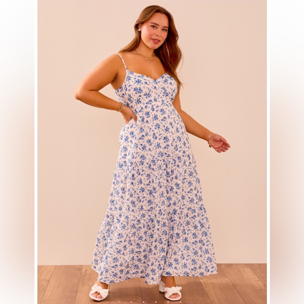 Arula Evey Floral Maxi Dress BNWT